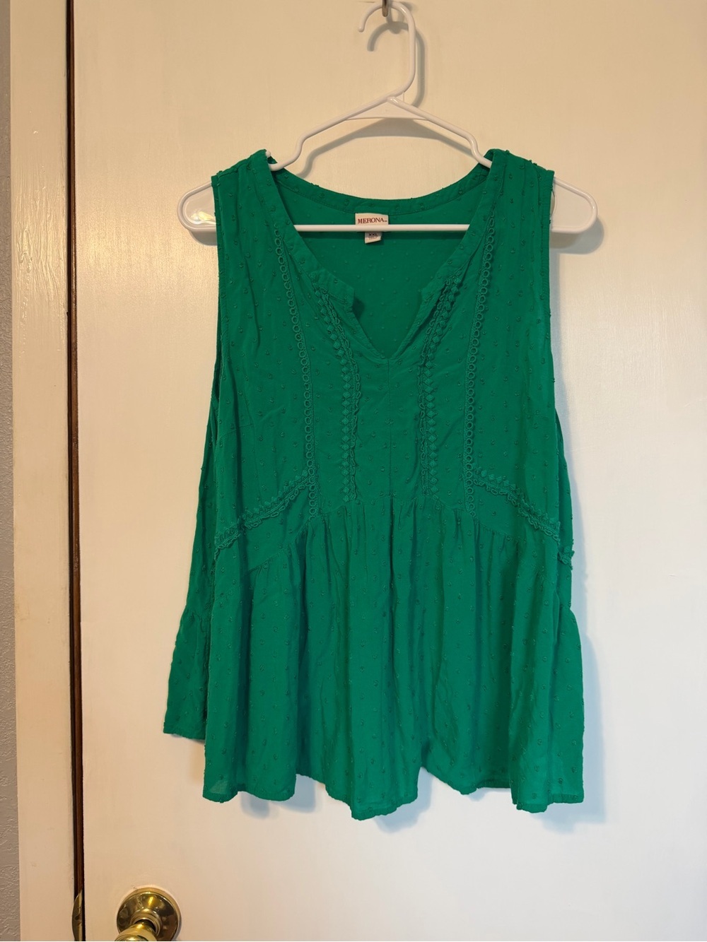 Merona Emerald Green Sleeveless Eyelet Peplum Tank